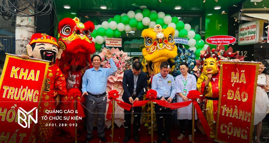 Lễ khai trương hởi đầu vang dội